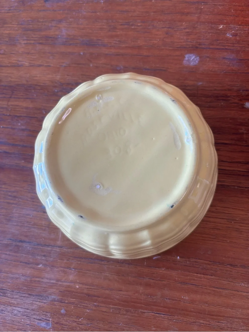 Roseville Vintage Small Mixing Bowl-308